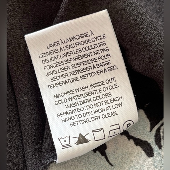 Reitmans Floral Black Camisole Top size medium - Picture 7 of 7